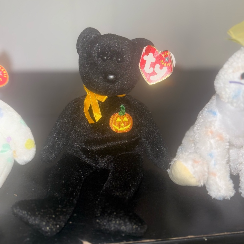 Ty Black Beanie with Pumpkin and Yellow Ribbon